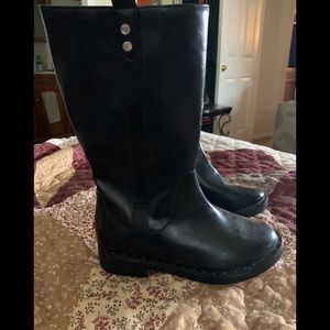 Black leather look alike boots